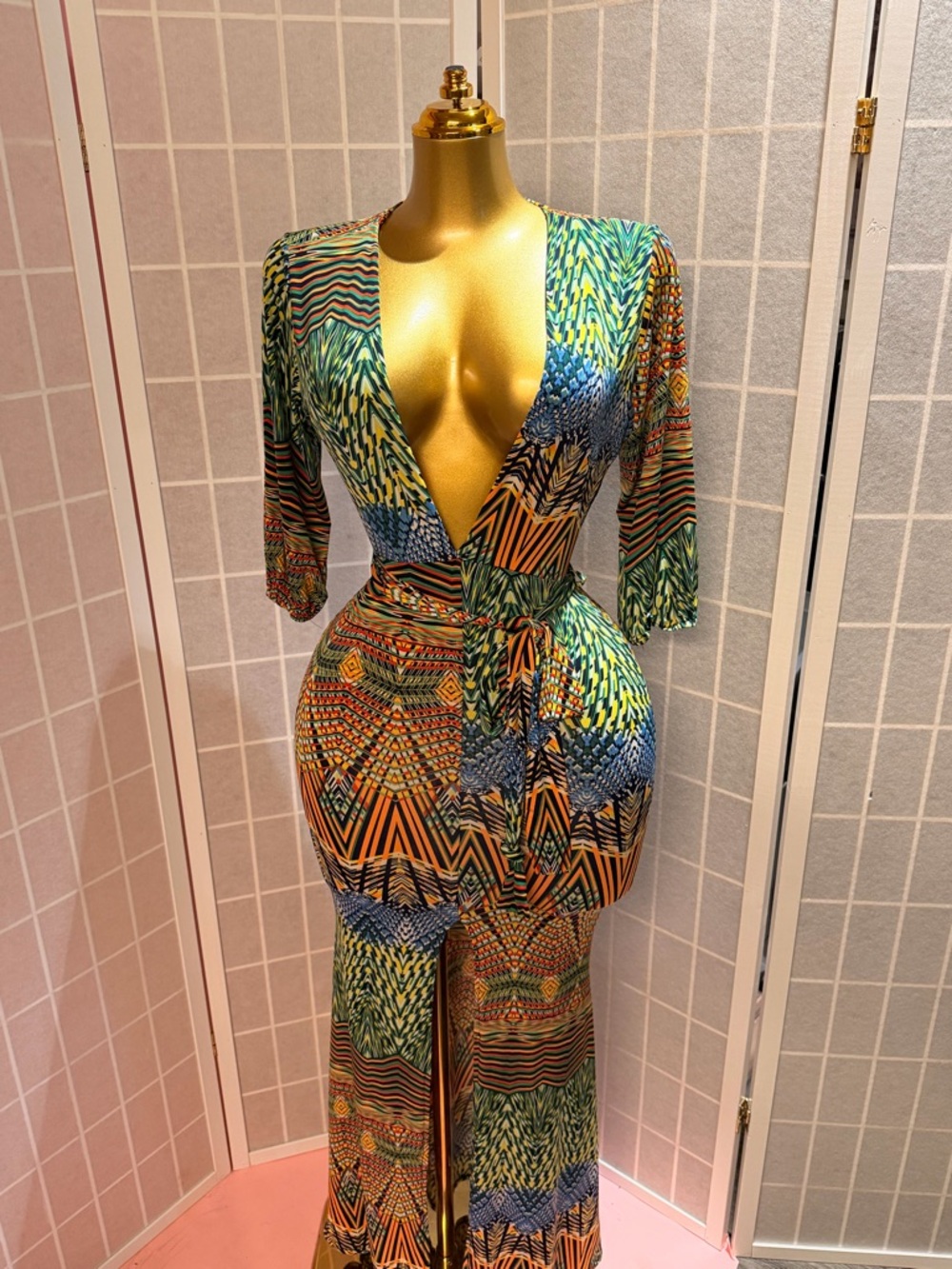 Hot Bodycon Multi-Color Printed Wrap Maxi Dress - Picture 2 of 12
